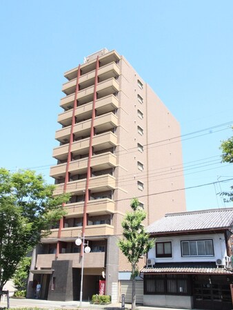 ｴｽﾃﾑｺ-ﾄ京都駅前ＫＯＴＯ(303)の物件外観写真